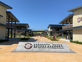 巴布亞新幾內亞學(xué)校及公交站亭